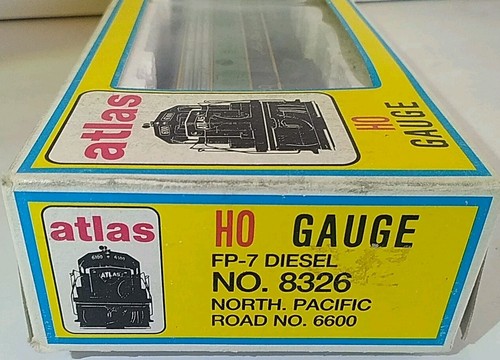 New Atlas HO Scale 8326 Northern Pacific NP 6600 FP7 Diesel Locomotive Main St. - Picture 2 of 11