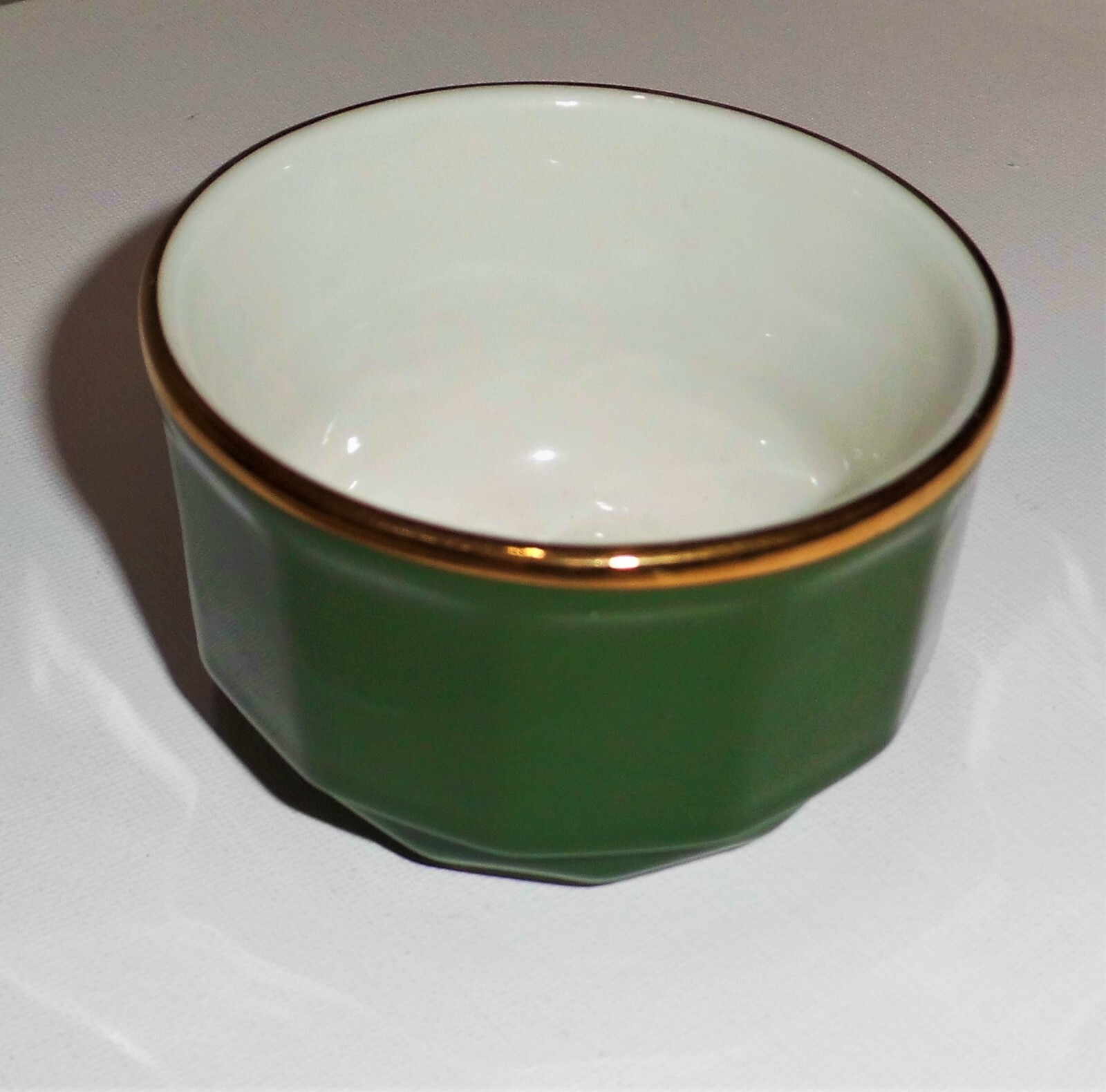 Apilco French Bistro Chinaware Green & Gold 1980s. Individual pieces (P