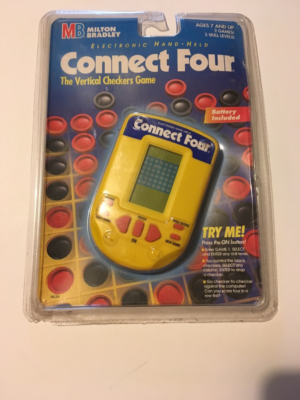 connect four electronic game