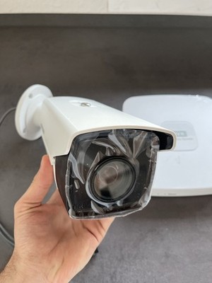 Hikvision HD Überwachungskamera Farbig Infrarot