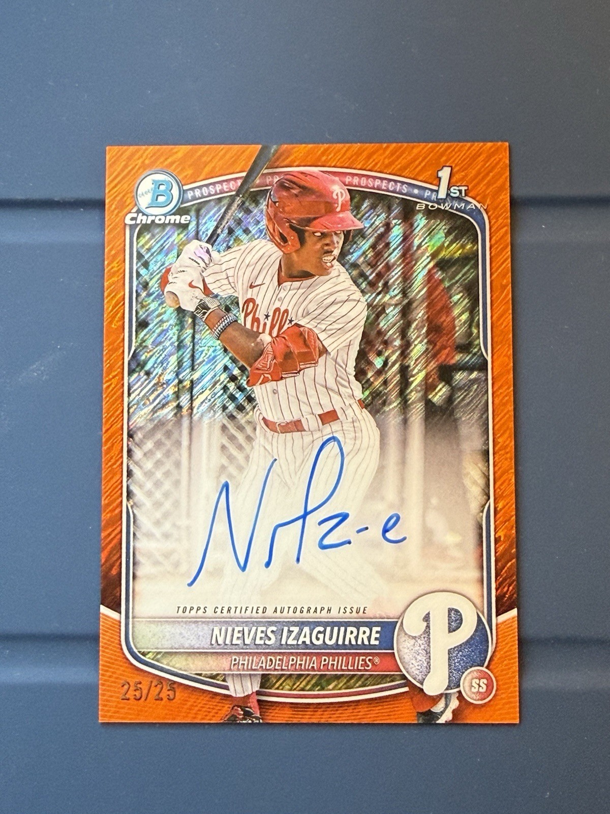2025 Bowman Chrome 1st Nieves Izaguirre 25 /25 Orange Refractor Auto Bookend