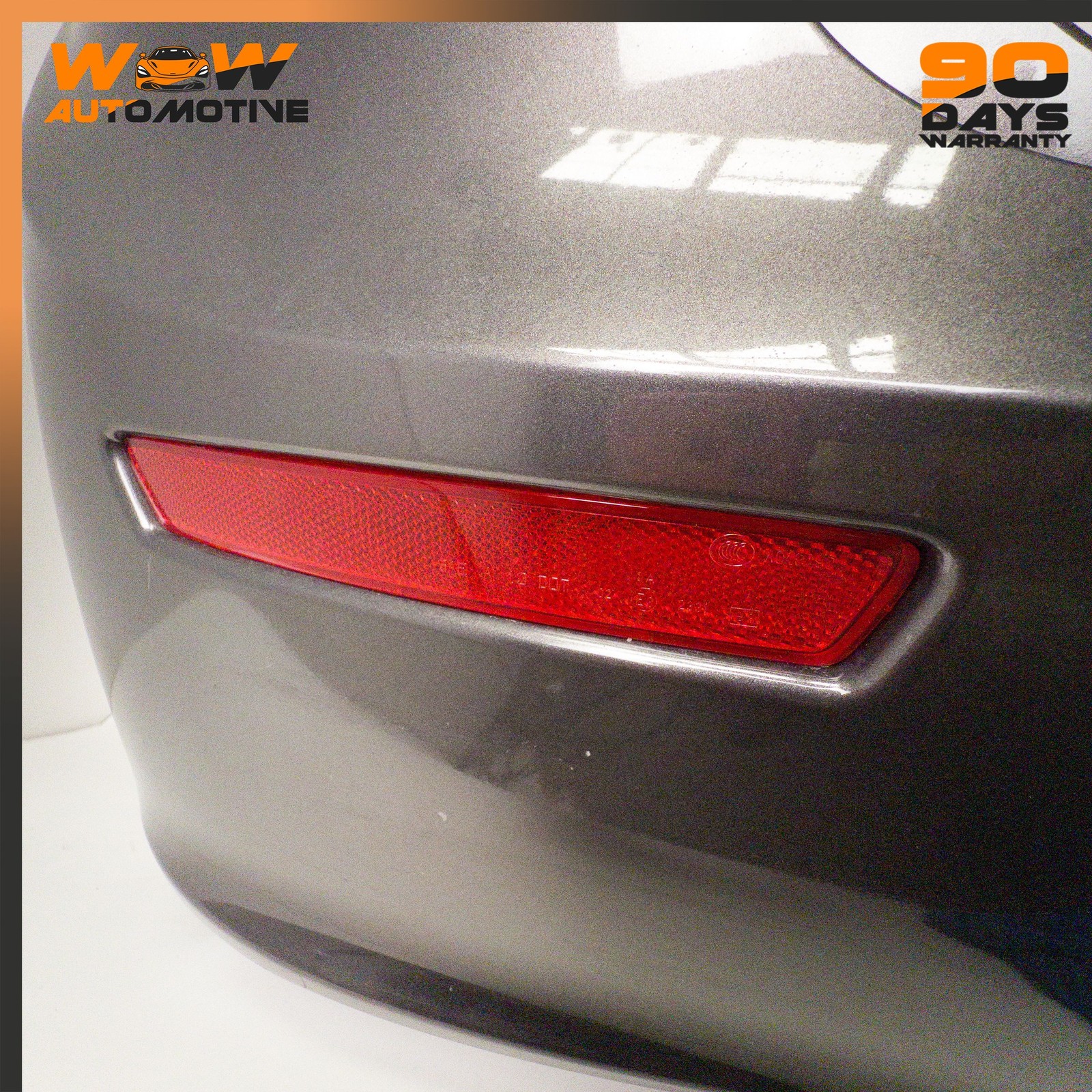 14-19 MASERATI GHIBLI REAR BUMPER REAR BUMPER COVER REFLECTOR LIGHT LAMP OEM