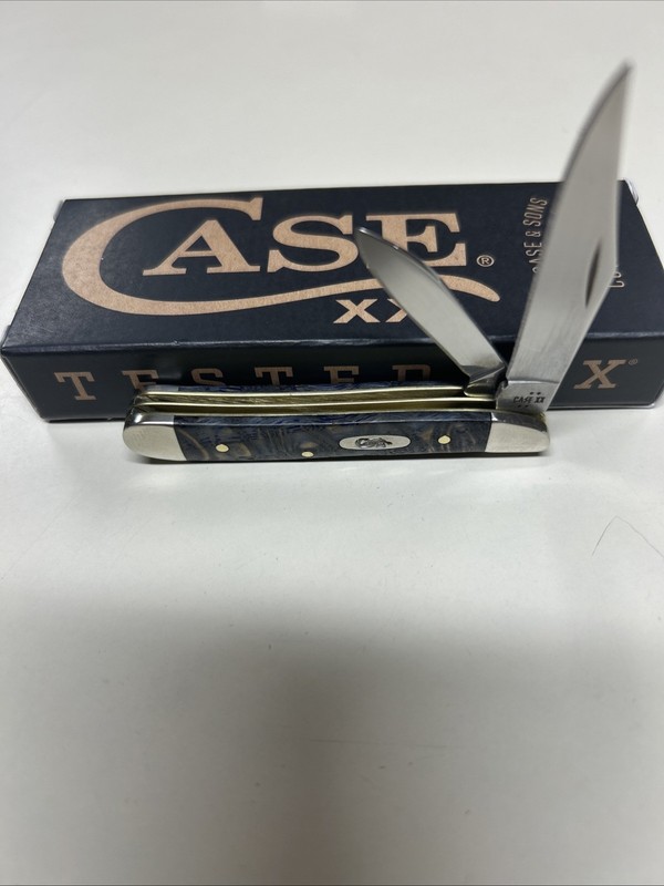 CASE XX #47495 BLUE CURLY OAK WOOD SMOOTH PEANUT SS 