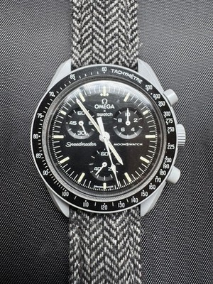 Omega x Swatch MoonSwatch Mission to the Moon SO33M100 OVP + 2 Armbänder