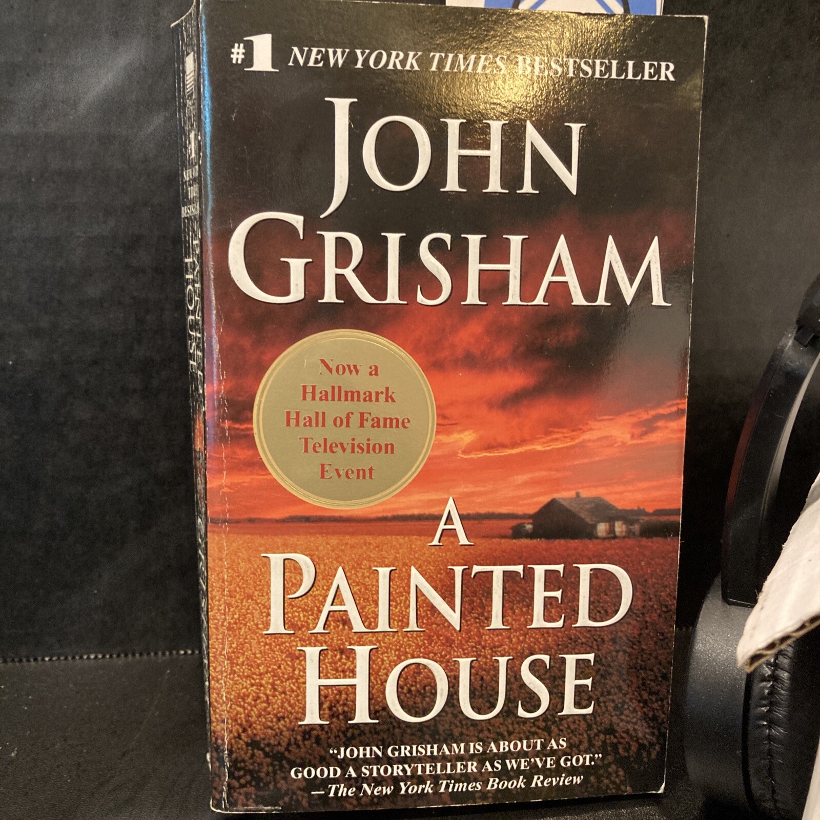 A Painted House by John Grisham (2001) Paperback. Good Condition