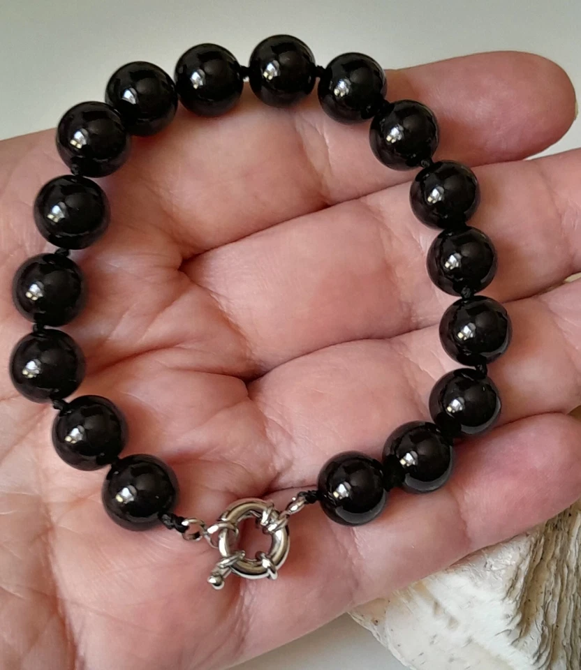 BRACCIALE PERLE NERE D'ACQUA DOLCE 10MM ANNODATO A MANO CHIUSURA ANELLO ARGENTO - Immagine 2 di 4