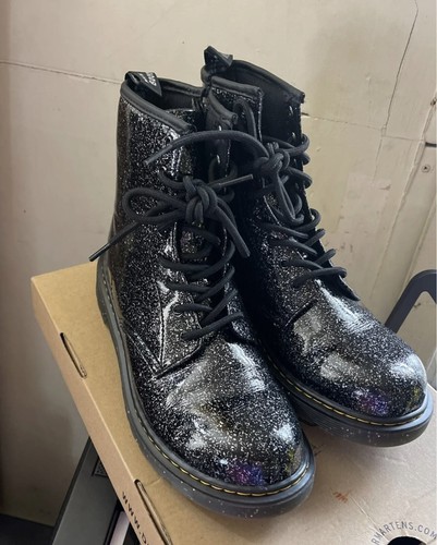 dr martens side zipper