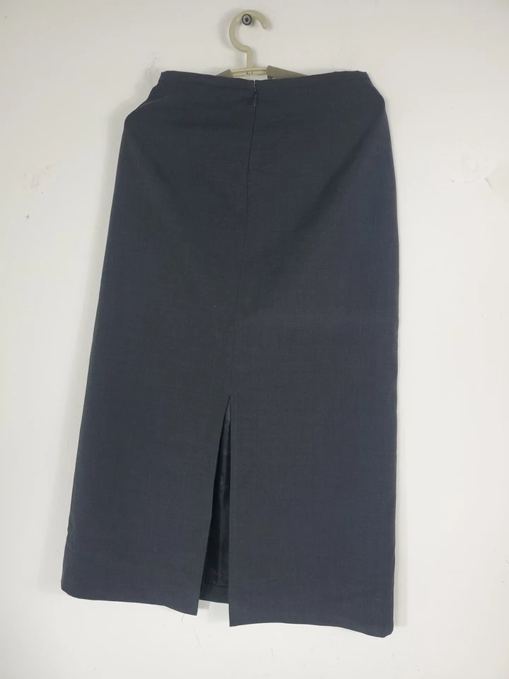 Traje negro de lana elástica Brooks Brothers para mujer. Blazer talla 4. Falda Talla 4P Usada en Excelente Condición Foto 3 de 4