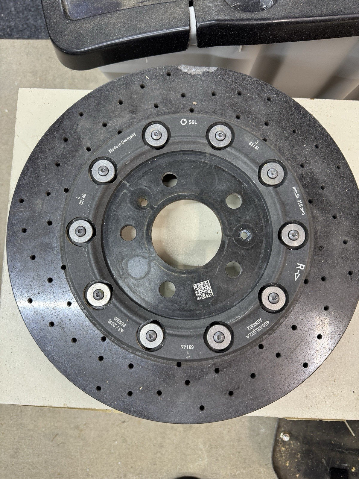 2017-2023 Audi R8 AWD 5.2L REAR RIGHT CARBON CERAMIC BRAKE ROTOR 5400G 32.15MM