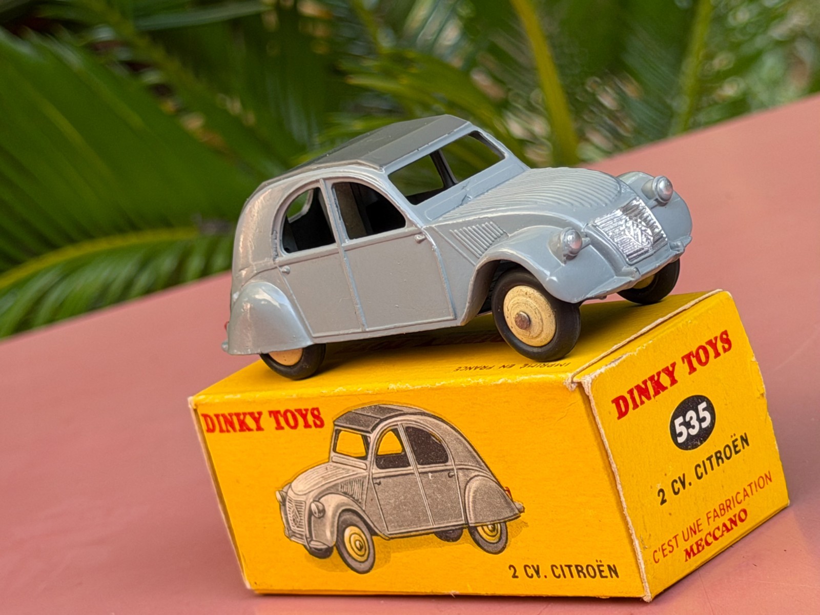 Dinky 535, Citroen 2CV - Free Price Guide & Review