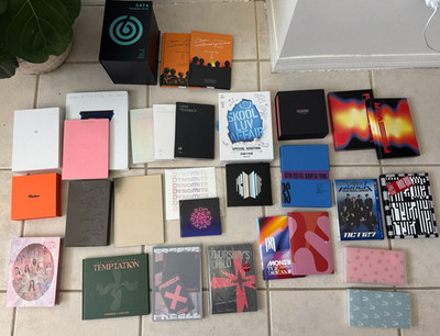 25+ Official K-Pop Albums Lot w/ Photocards BTS BLACKPINK TXT NCT Monsta X ATEEZ
