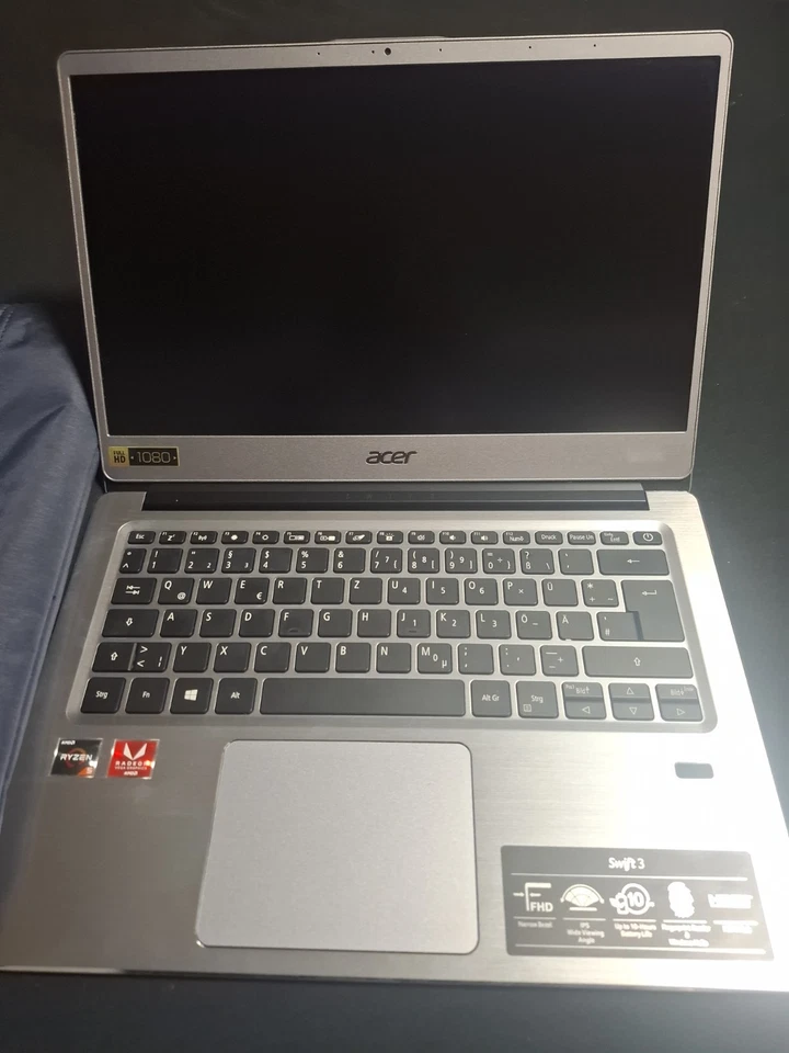 Acer Swift 3 SF314-41-R8HZ + Original Netzteil + Tasche & Maus von Fujitsu - Bild 2 von 4