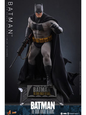 Image of Hot Toys CMS024 Batman: The Dark Knight Returns 1/6 Action Figure IN STOCK
