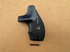 Altamont Checkered Silver Black Boot Grip for S W J-FRAME, ROUND BUTT