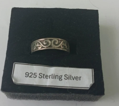 Vintage Sterling Silver 925 similar to Tribal Wave style Ring size UK N