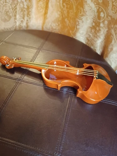 Red Wing Violin Hanging Wall Pocket U.S.A. 907 "Original Strings & Sticker"  15"