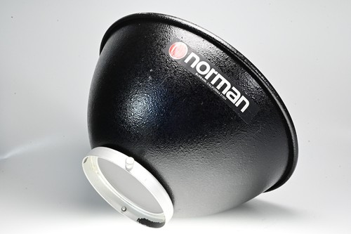 Norman 10" Reflector #G927 - Picture 6 of 6