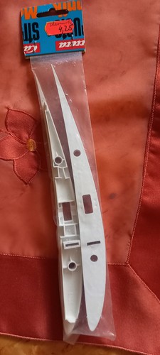Carrera Trico Anschlußrippen für Tragflügel