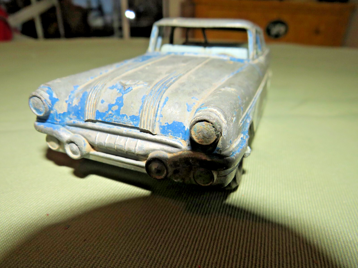 VINTAGE TOOTSIETOY RARE CAST METAL 7