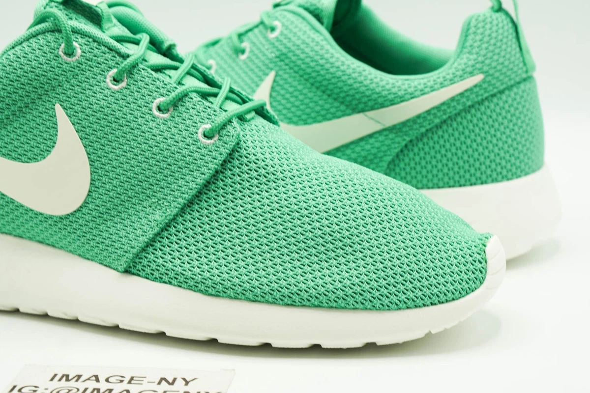 Gamma Green Roshe Runs 800x1200 NIKE ROSHE RUN NEW SIZE 9.5 GAMMA GREEN SAIL 511881 310 | eBay