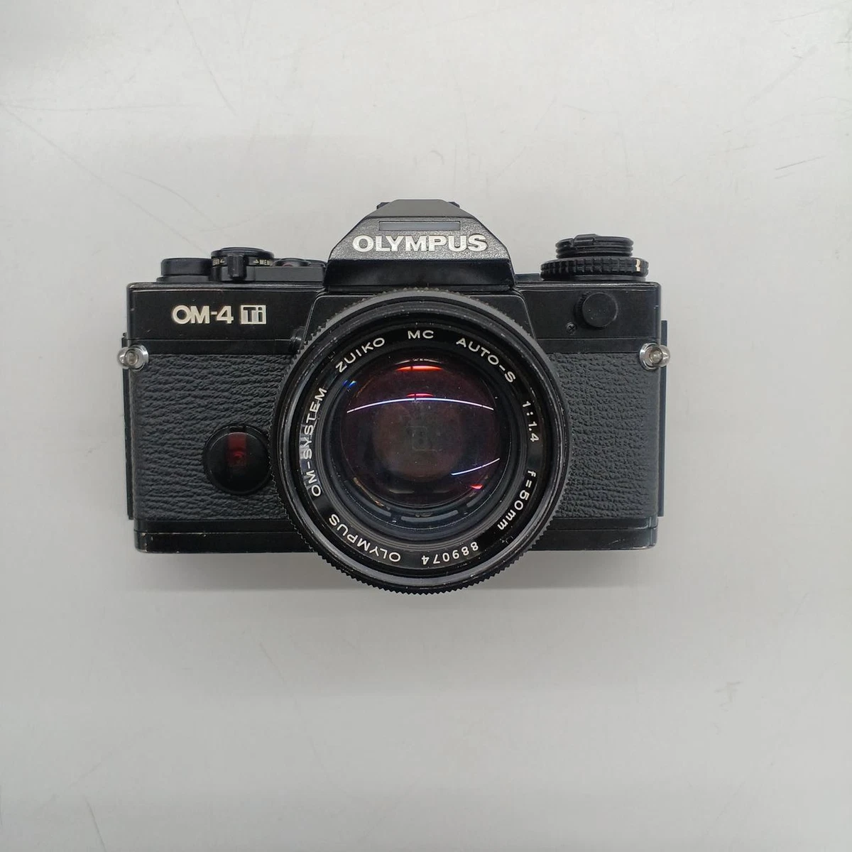 ☆完動品☆ Olympus OM-4 50mm f1.4 レンズ付き 8083 ☆完動品☆ Olympus OM-4 50mm f1.4 レンズ付き 8083