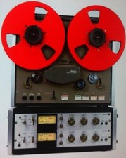 Vintage Denon DH710 reel to reel recorder