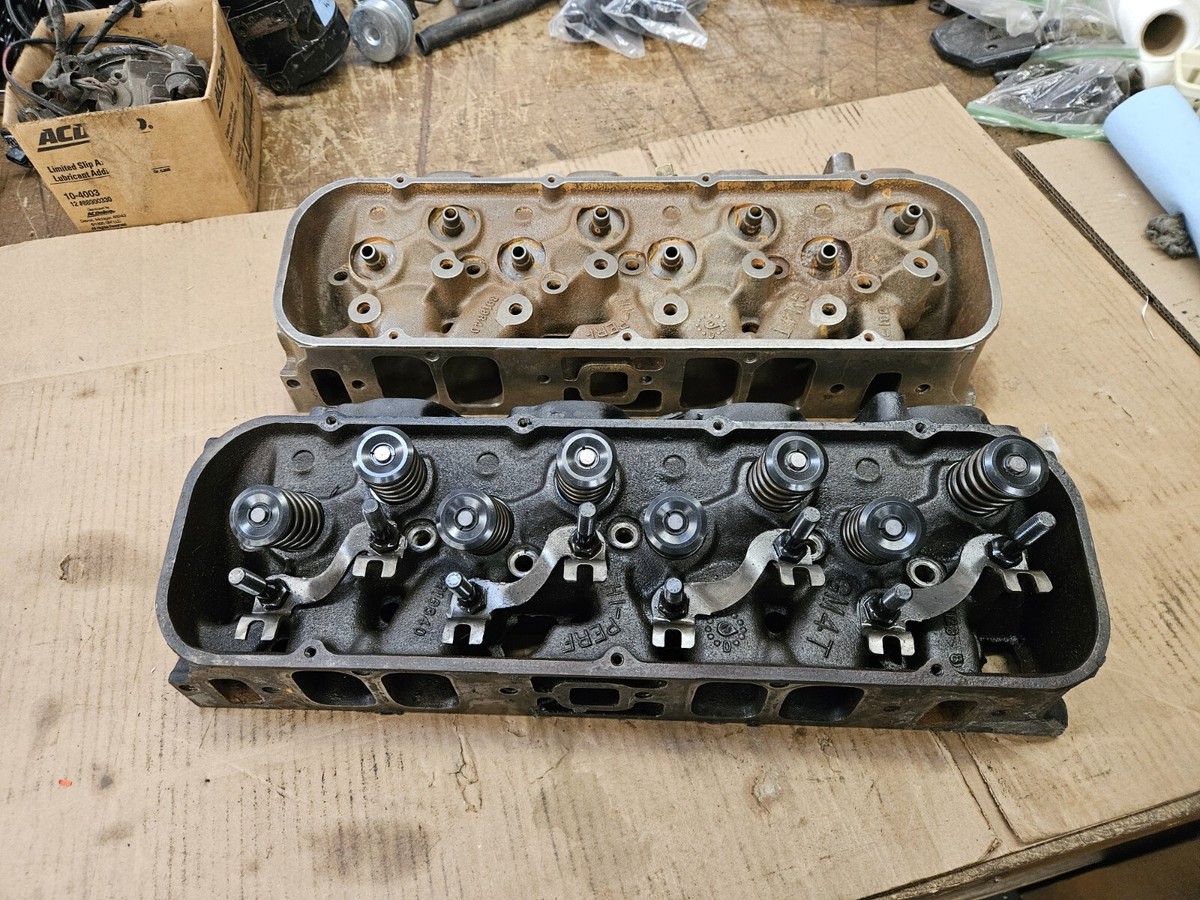 1969 Big Block Chevy BBC 396 427 Rectangle Port Heads 3919840 840