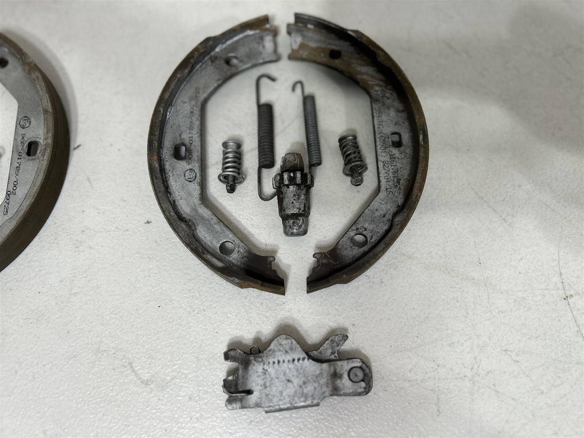 2016 BMW M4 Emergency Brake Shoes Left Right OEM Hardware 2015