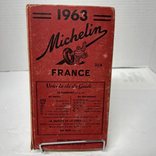 1963 Guide du pneu Michelin France (red guide) hardcover VG condition in French