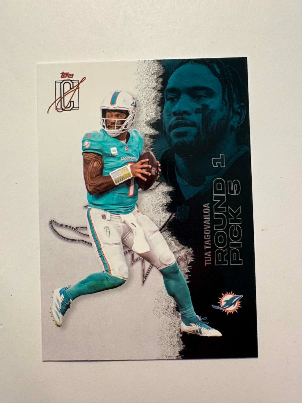 2025 Topps Signature Class TUA TAGOVAILOA #85 Miami Dolphins - Free Shipping