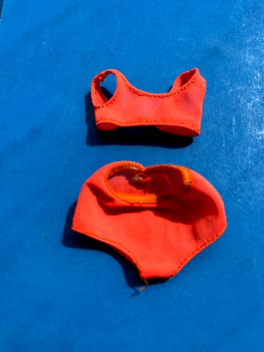 VINTAGE BARBIE MALIBU SKIPPER SWINSUIT #1069 (1971)