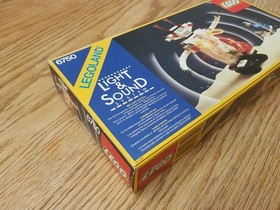 LEGO 6750 Classic Space Sonic Robot 1986 Light and Sound Vintage Good Condition