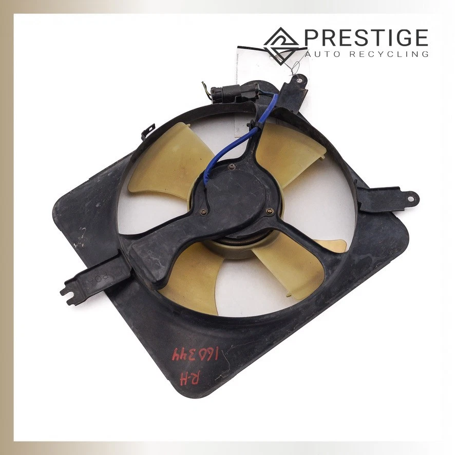 1997-1999 ACURA CL Condenser Cooling Fan Motor w/ Shroud 2.2/2.3L 38615-P0A-000 - Image 2 of 3