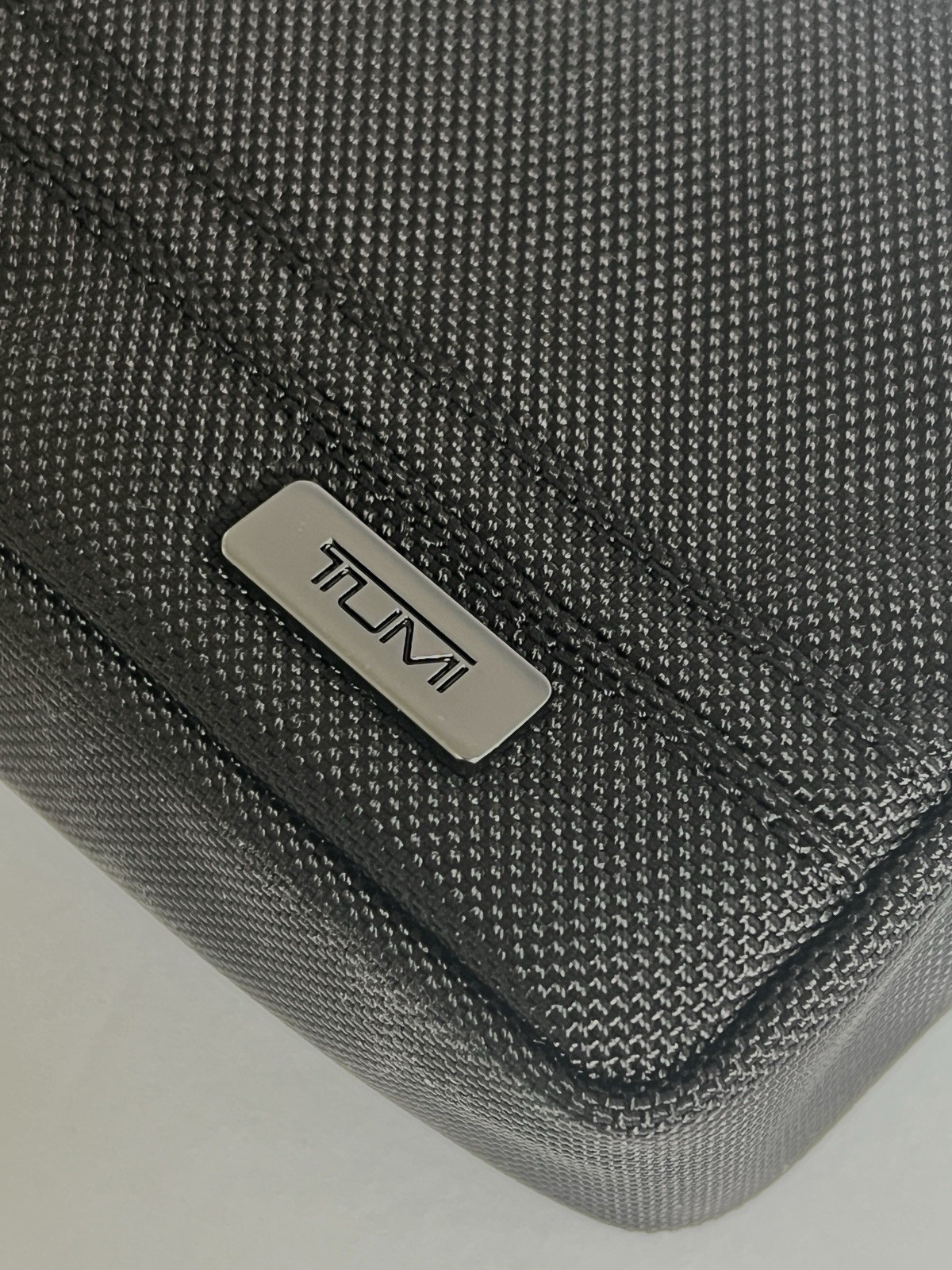 Tumi Black Small Kit Travel Accessory  Zipper Pouch Bag