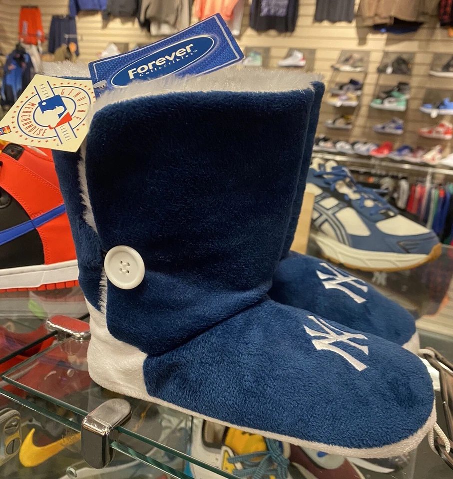 NUEVO CON ETIQUETAS ZAPATILLAS/BOTAS DE BÉISBOL NEW YORK YANKEES SIN CORDONES DAMAS ADULTAS Pequeñas Foto 3 de 4
