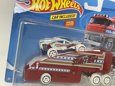 Hot Wheels Stuntin' Semi With Car Included Brand New in