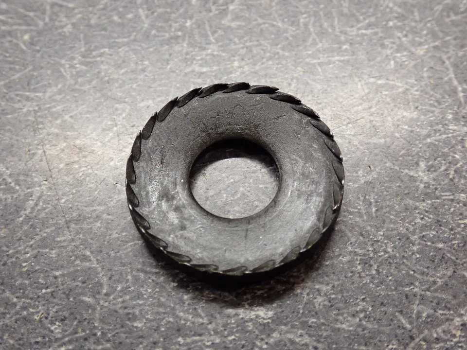 65 66 67 Buick LeSabre Wildcat Electra parachoques soporte arandelas (8) 1965 1966 1967 Foto 4 de 4