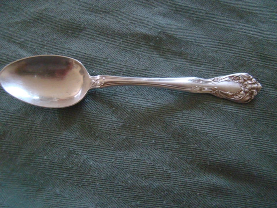 LOTE DE 4 CUCHARADITAS ALVIN CHATEAU ROSA PLATA ESTERLINA SIN MONOGRAMA Foto 4 de 4