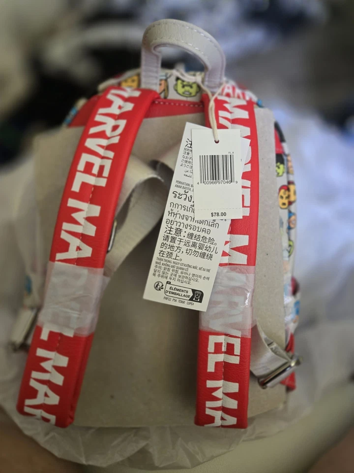 *NUEVO* Mini Mochila Loungefly Marvel The Avengers Foto 2 de 4