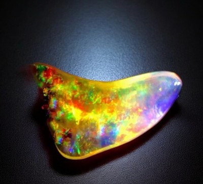 16.31CT Museum Grade 100% Natural Mexican Fire Color Play Opal