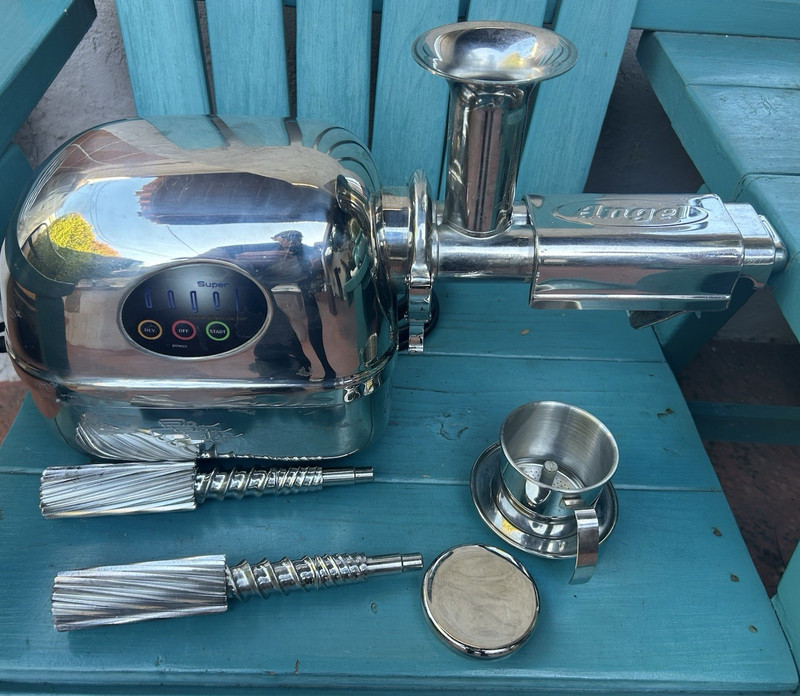 SUPER ANGEL JUICE EXTRACTOR commercial juicer MODEL SA5500 120V