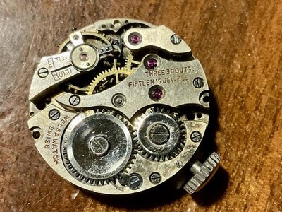 Vintage Welsa 15 Jewel 3 pos .Men's Wrist Watch For Parts/Repair