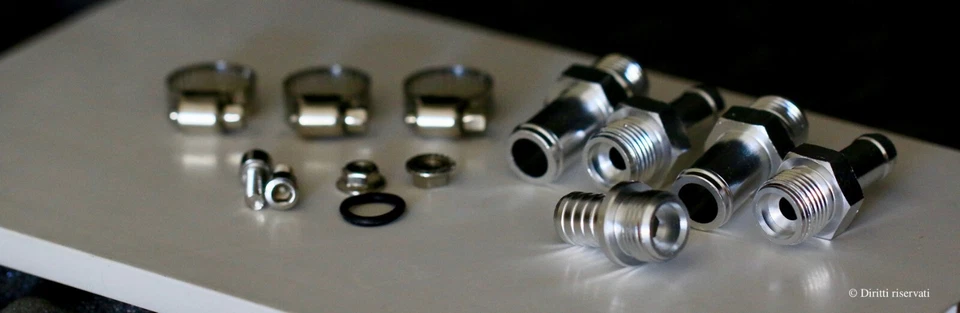 Serbatoio recupero olio vapori filtro + connettori + tubazione AUTO MOTO 300ml - Immagine 4 di 4