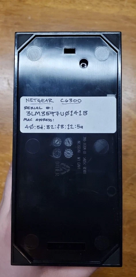 NETGEAR AC1750 C6300v2 Wi-Fi DOCSIS 3.0 Cable Modem Router No Power Cable - Image 3 of 3