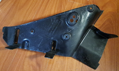 Honda CBR900RR 1993-1994 Front left inner middle cover 64375-MW0