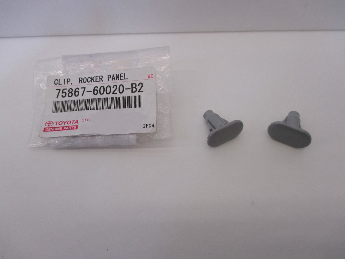 LEXUS OEM FACTORY ROCKER MOULDING CLIPS X2 2003-2004 GX470