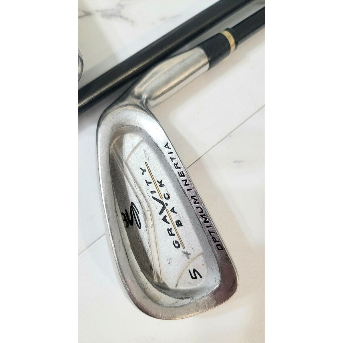 Ensemble de fers Cobra GRAVITY BACK à vendre | Golf Avenue Ensemble de fers Cobra GRAVITY BACK à vendre | Golf Avenue