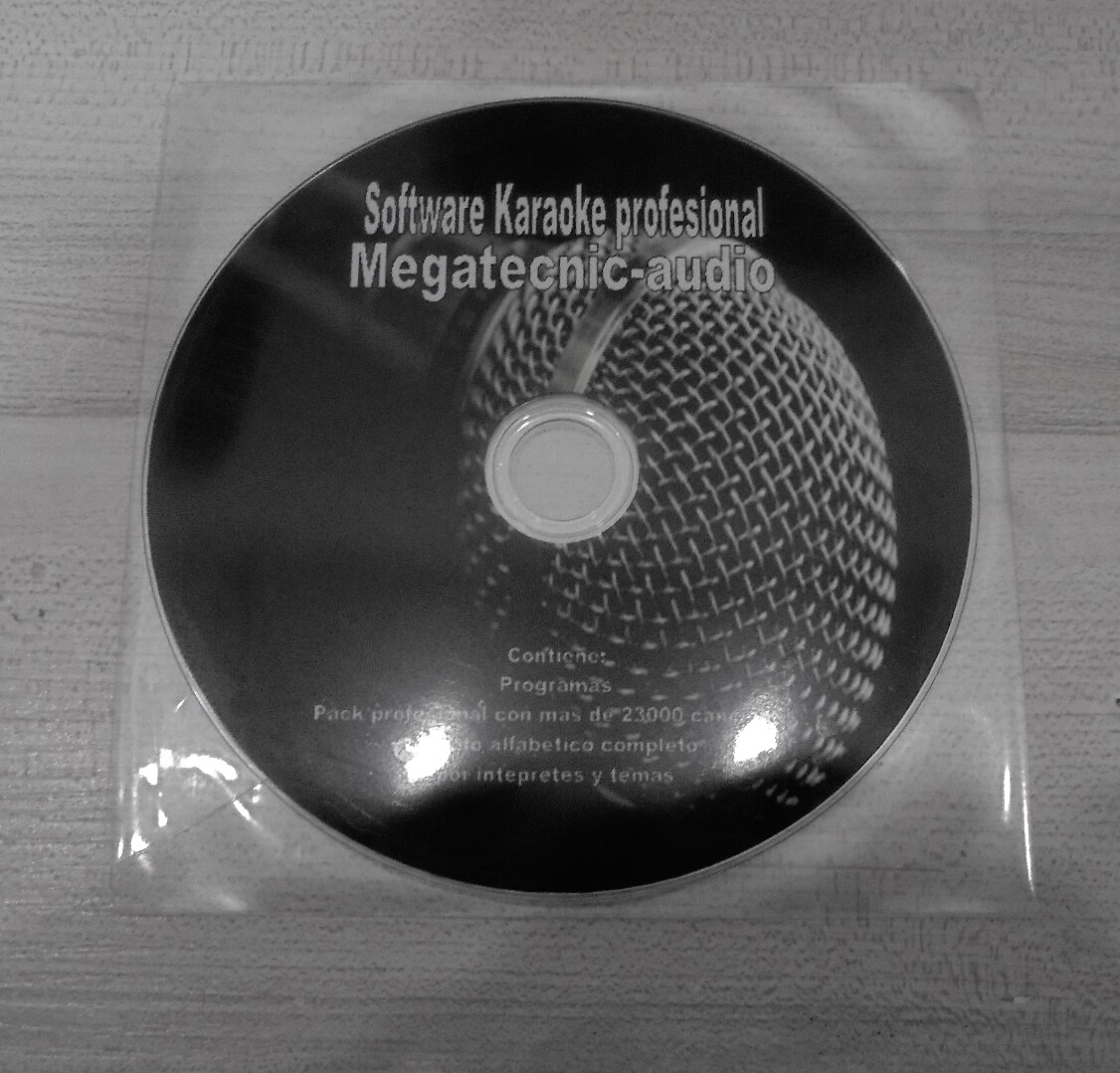 CD SOFTWARE PC KARAOKE CON PROGRAMA REPRODUCTOR Y 23000 CANCIONES