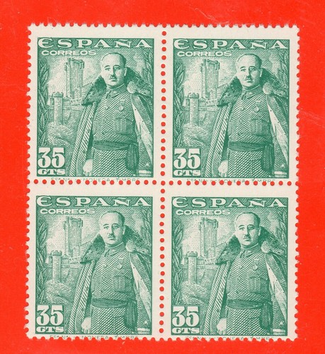ESPAÑA 1948 EDIFIL 1026 GENERAL FRANCO Y CASTILLO DE LA MOTA BLOQUE DE 4