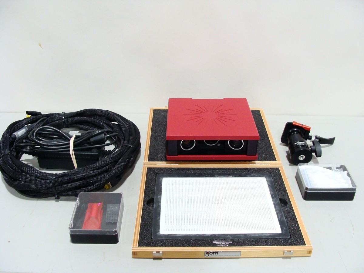 GOM Atos Core 135 Metrology 3D Scanner W/ Calibration Panel Case NO  SOFTWARE